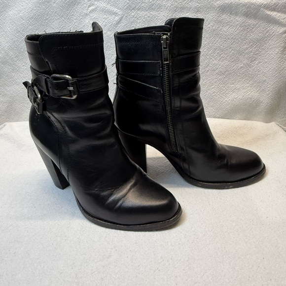 Frye Baddie Black Biker Boots Goth Metal Silver Buckles Rockin Roll Cool Girl